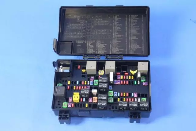 Intelligent Power Power Distribution Center - Mopar (68322371AD)
