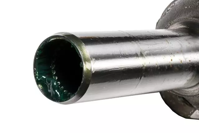 15916624 - Universals &amp; Rear Axle: Drive Shaft for Chevrolet: Tahoe | GMC: Yukon Image