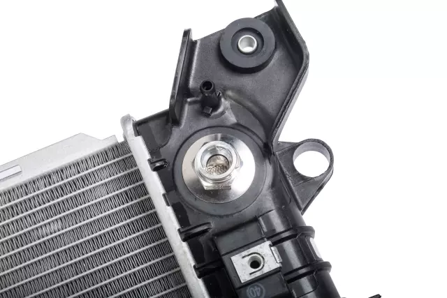 84207654 - Cooling System: Radiator for Cadillac: Escalade, Escalade ESV | Chevrolet: Silverado 1500, Suburban, Tahoe | GMC: Sierra 1500, Yukon, Yukon XL Image