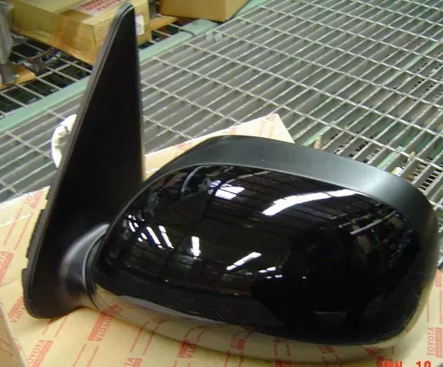 Mirror Outside Left Gray - Toyota (87940-0C903)