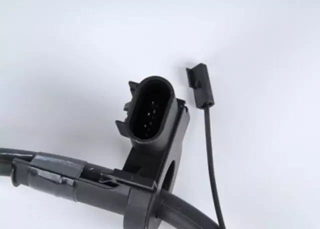 Negative Battery Cable - GM (22743866)