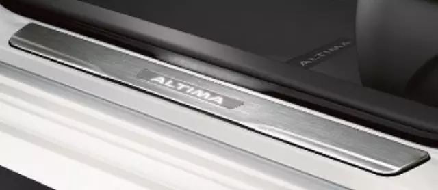 999G6UZ120 - : Door Sill Kick Plates, Illuminated for Nissan Image