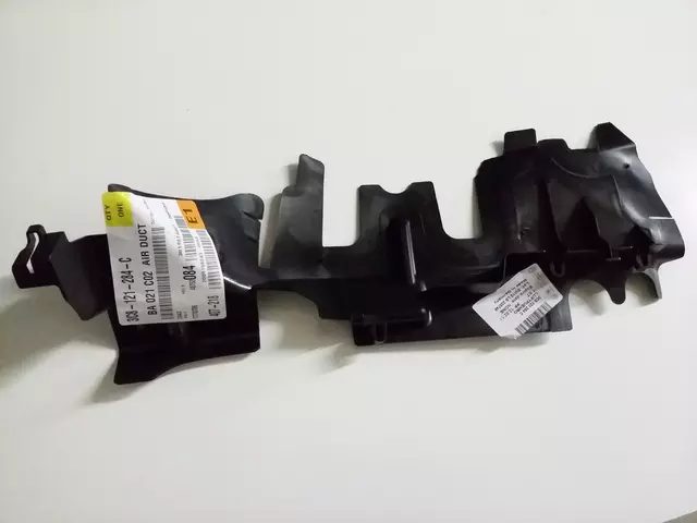 3C8121284C - Body: Air Baffle for Volkswagen Image