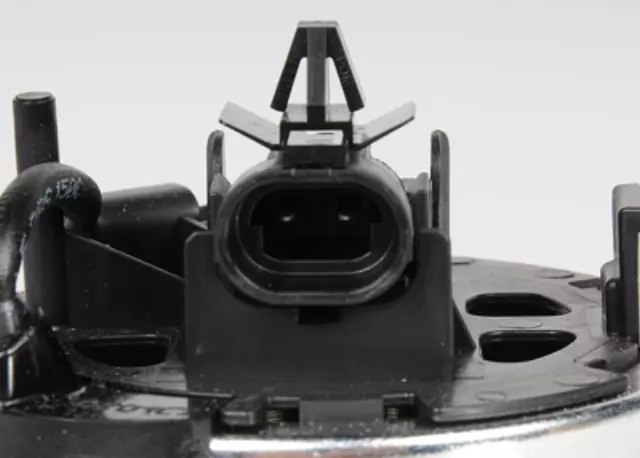 FW301 - Brakes: ACDelcoâ„¢ Hub &amp; Bearing for Chevrolet: Cobalt, HHR, Malibu | Pontiac: G6 Image