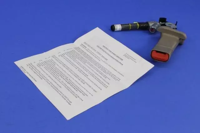 Front Inner Seat Belt, Right - Mopar (WP141T5AE)