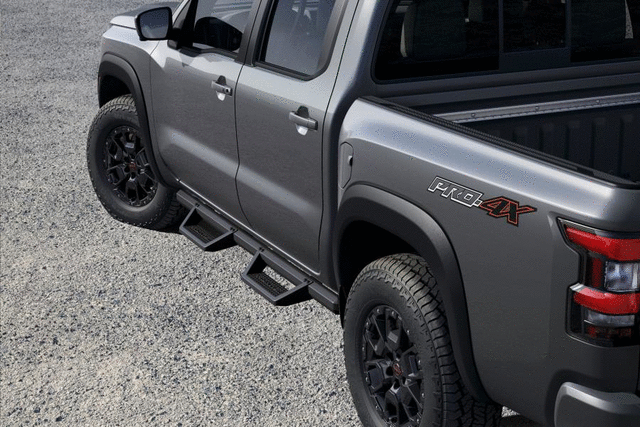 T98T69BU9A - : Off-Road Step Rails, King Cab® for Nissan: Frontier Image