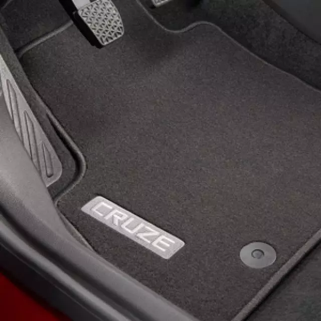 39109968 - Interior: Floor Mats, Carpet for GM Image