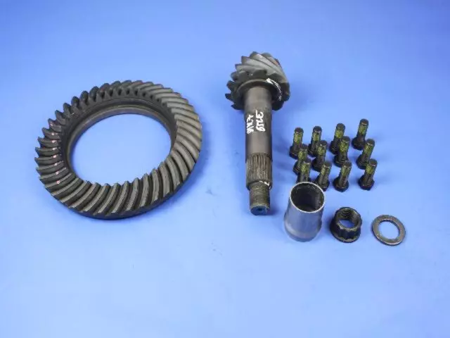 5086816AD - Rear Axle; American Axle 267 MM; Differential and Drive Line: Ring And Pinion Gear Kit for Dodge: Ram 1500, Ram 2500 | Ram: 1500, 2500 Image