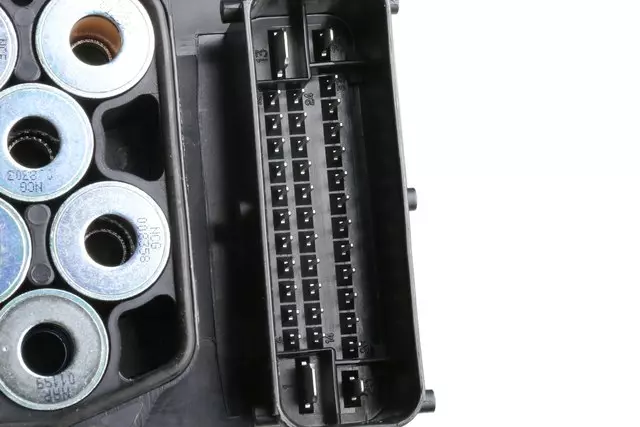 Electronic Brake Control Module - GM (95400500)