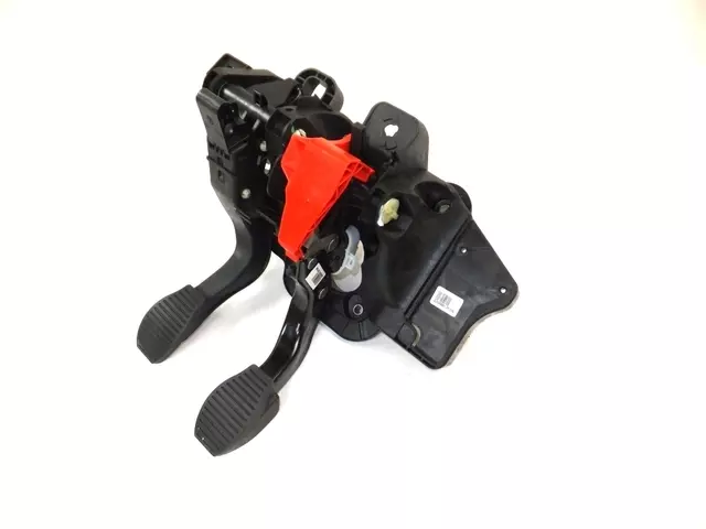 Non Adjustable Pedal Assembly - Mopar (68201757AA)
