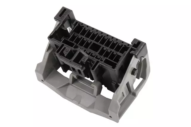 13587877 - Unclassified: Wiring Harness Connector for GM Image