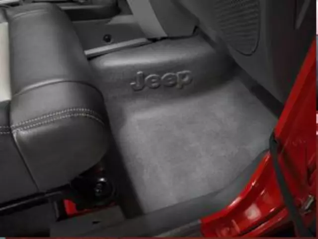 82210294 - : Liner Kit for Mopar Image