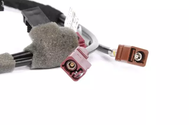 Mobile Telephone and GPS Navigation Antenna Cable - GM (23228564)