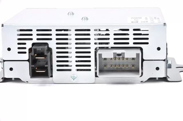 Accessory AC and DC Power Control Module - GM (23199257)