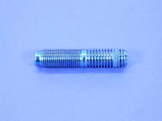 4505365 - NV243; Transfer Case: Stud for Chrysler: Aspen | Dodge: Dakota, Durango, Ram 1500 | Jeep: Cherokee, Grand Cherokee, Wrangler | Ram: 1500, Dakota Image