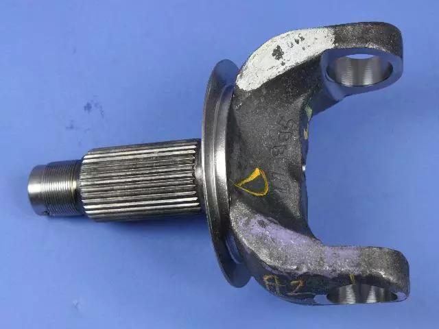 68065441AA - Front Axle; American Axle 235 MM Dual Rear Wheel; Differential and Drive Line: Stub Shaft for Mopar Image