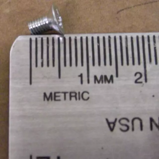 Screw Outer Mirror - Toyota (87929-60020)