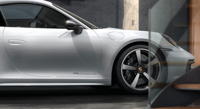 99204482015V04 - Exterior: Model Designation On Doors - Silver for Porsche: 911 Image
