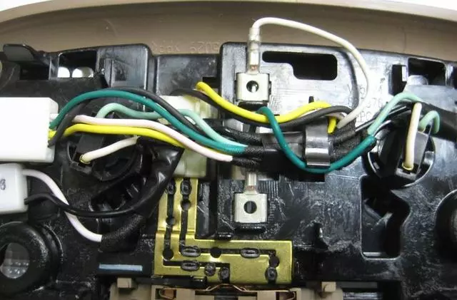 Dome Lamp Assembly - Toyota (81240-0C030-E0)