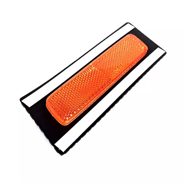 8E0945071B - : Side Marker Lamp for Audi: S4 Image
