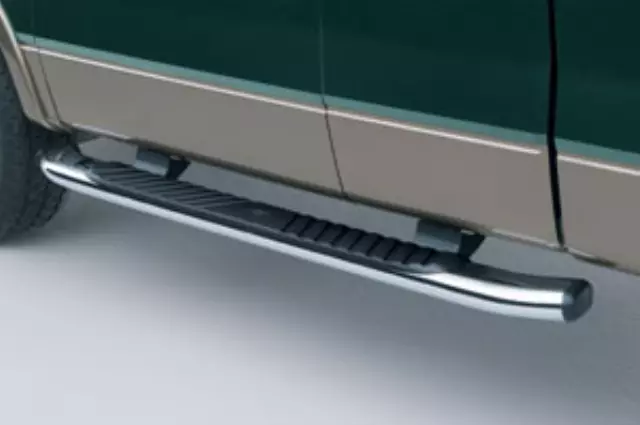 YC3Z16450DA - Exterior: 4 In Chromed Aluminum Step Bars - Supercab for Ford: E-350 Super Duty, E-450 Super Duty, F-250 Super Duty, F-350 Super Duty, F-450 Super Duty, F-550 Super Duty Image