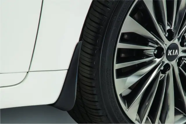 F6F46AK000 - Exterior: Splash Guards - Front for Kia: Cadenza Image