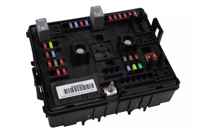 84184425 - : Body Wiring Harness Junction Block for GM Image