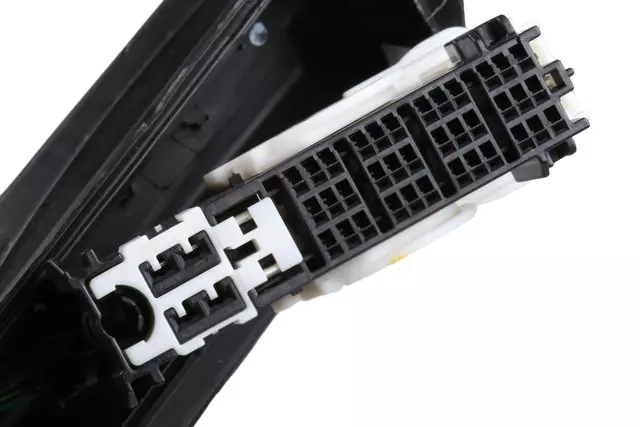 84726087 - : Front Passenger Side Door Wiring Harness for GM Image
