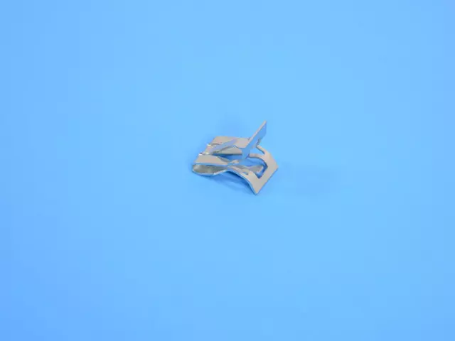 5140693AA - Body Sheet Metal Except Doors: Clip for Chrysler: 300, Aspen, PT Cruiser | Dodge: Charger, Magnum, Ram 1500 | Jeep: Liberty Image