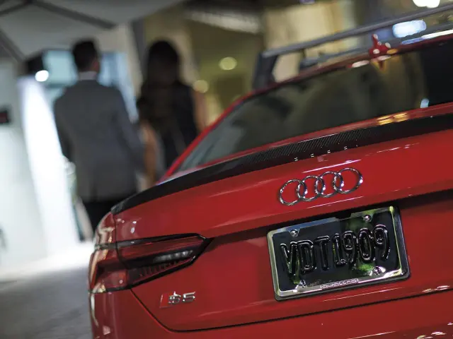 8W6071641A3Q0 - Exterior: Carbon Fiber Tailgate Spoiler for Audi: A5 Quattro, A5 Sportback, RS5, S5 Image