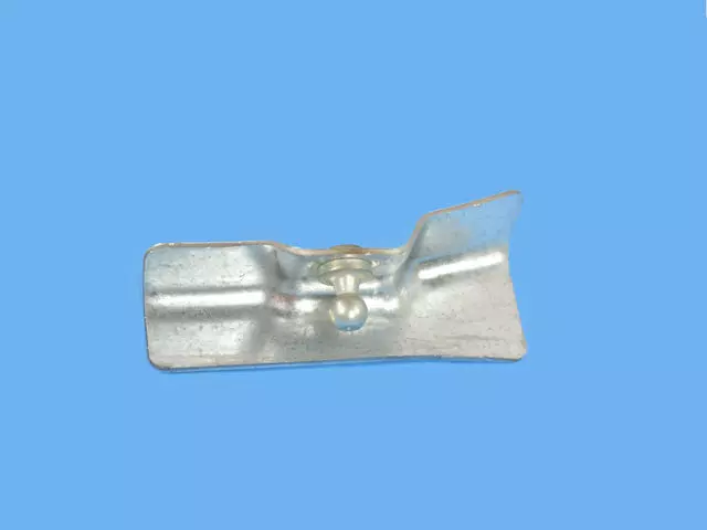 Prop Rod Bracket, Right - Mopar (68201010aa)