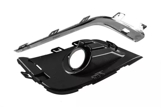 Passenger Side Front Fog Lamp Bezel - GM (23377238)