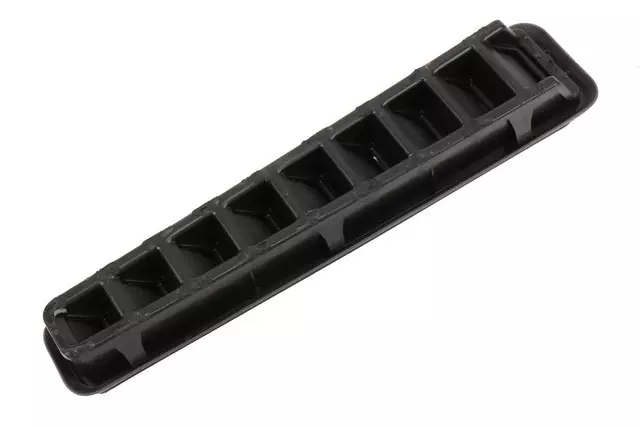 15816854 - Body: Relief Valve for Cadillac: Escalade, Escalade ESV, Escalade EXT | Chevrolet: Avalanche, Suburban 1500, Suburban 2500, Tahoe | GMC: Yukon, Yukon XL 1500, Yukon XL 2500 Image