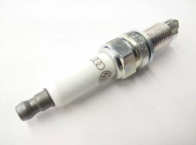 101905606A - : Spark Plug for Audi: A3 Quattro, TT Quattro Image