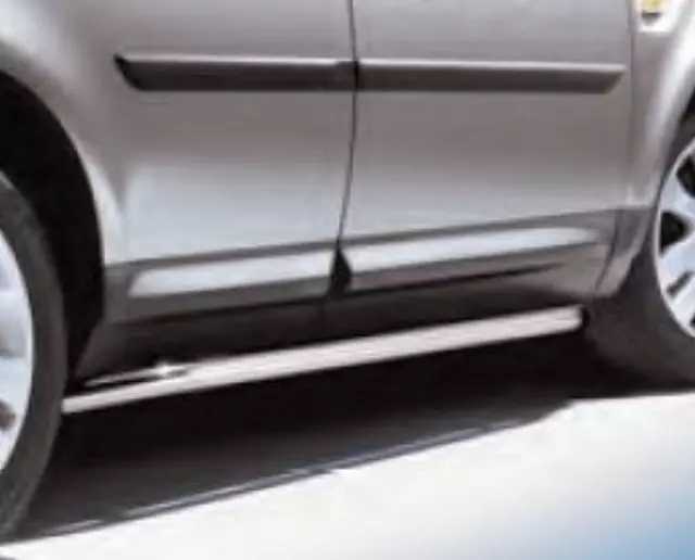 LR003318 - Exterior: Side Protection Tubes - Stainless Steel for Land Rover: LR2 Image