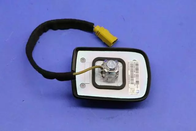 Cable & Base Assy Antenna - Mopar (5NU66GTWAB)