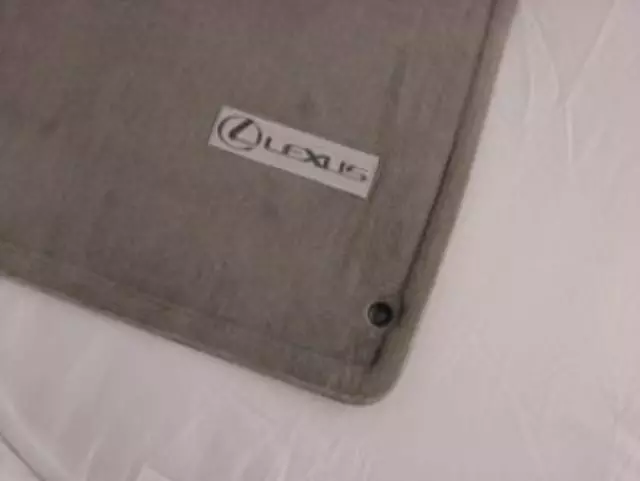 Floor Mats, Carpet - Lexus (PT206-50040-10)