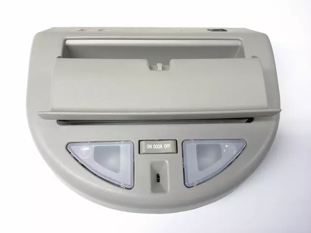 Map Lamp Assembly - Nissan (26430-ZT01A)