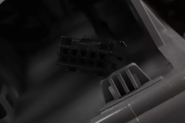 Light Ash  Console - GM (84456890)