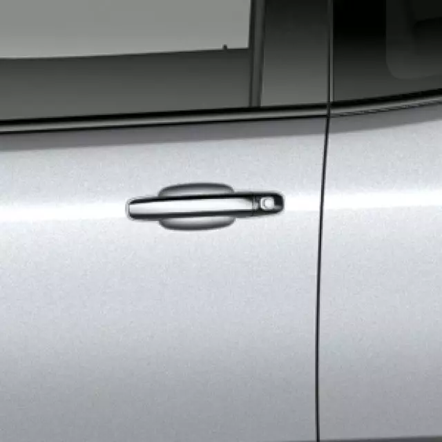 23255872 - : Door Handles, Front, Chrome for Chevrolet: Colorado | GMC: Canyon Image