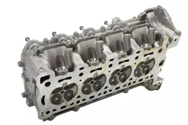 12694958 - : Passenger Side Cylinder Head with Valves for Cadillac: CT6 Image