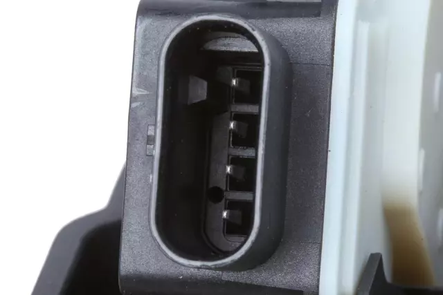 Front Bumper Shutter - GM (23487104)