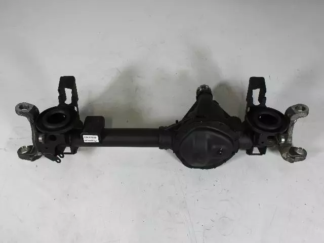 Service Front Axle - Mopar (68065448AB)