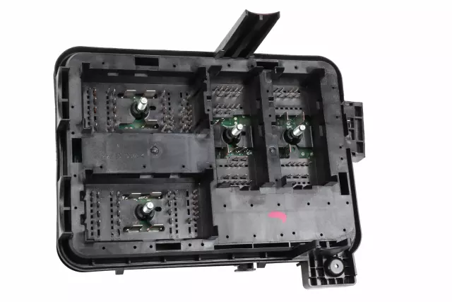 22929761 - : Engine Wiring Harness Junction Block for Chevrolet: Equinox | GMC: Terrain Image