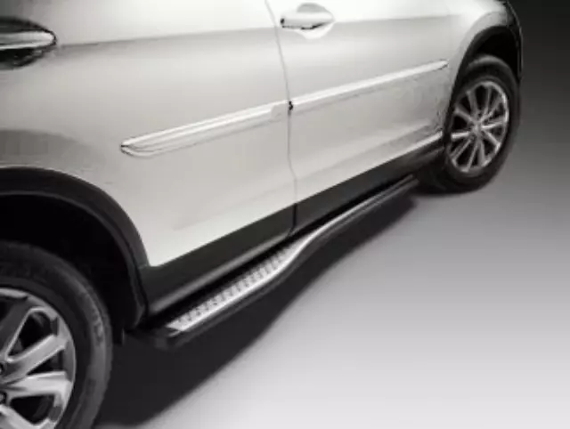 8P05T0A1E1 - Exterior: Body Side Molding - White Diamond Pearl for Honda: CR-V Image