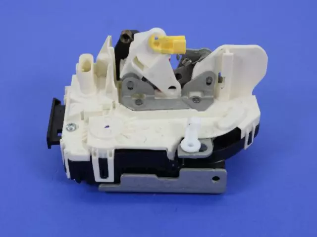 Front Door Latch, Right - Mopar (68071880AC)
