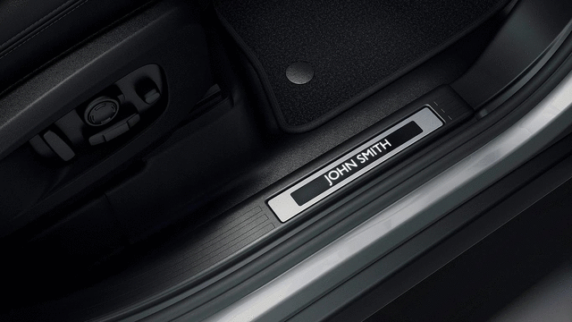VPLES0575PVJ - Interior: Personalized Illuminated Sill Treadplates for Land Rover: Defender 110, Defender 90 Image