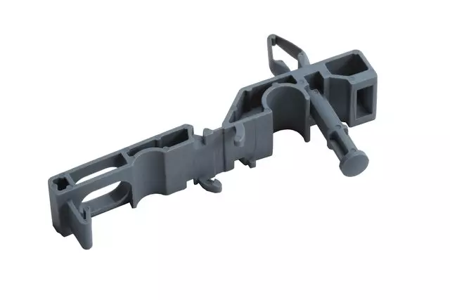Front Brake Pipe Clip - GM (15032022)