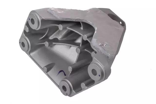 Driver Side Engine Mount Bracket - GM (22862293)