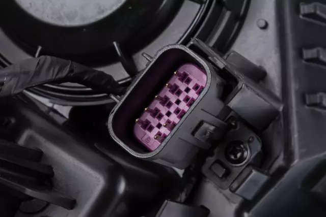 Driver Side Headlamp Assembly - GM (42435931)